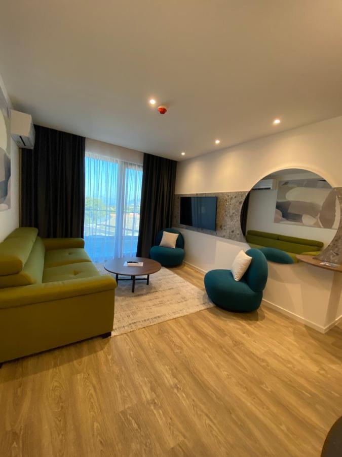 Aparthotel Amfora Katy Макарска Екстериор снимка